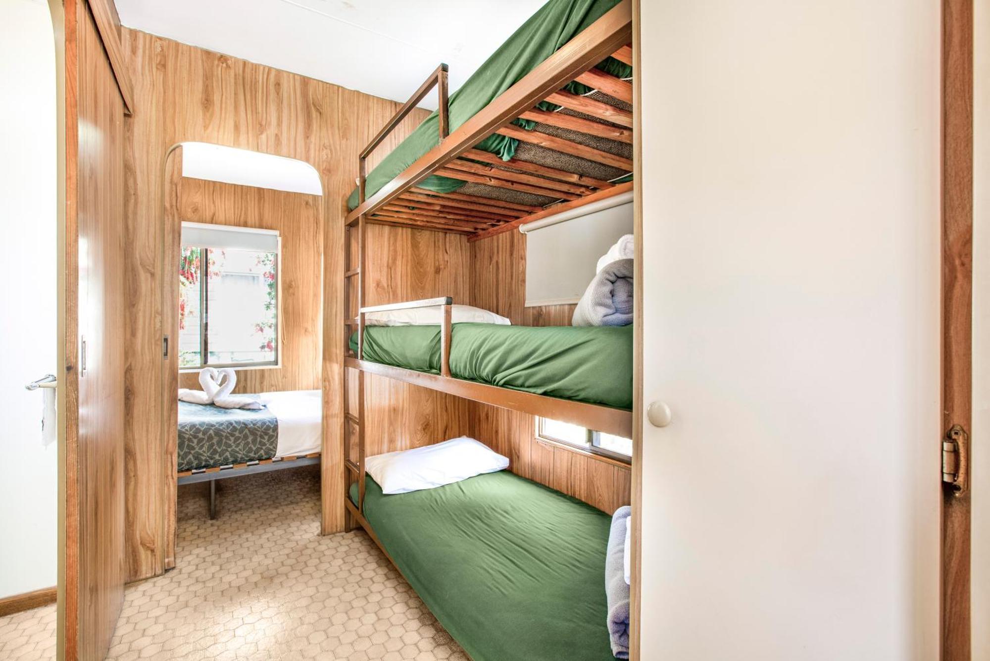 Breeze Holiday Parks - ホールズギャップ エクステリア 写真